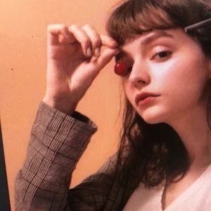 Meet your Posher, Bea